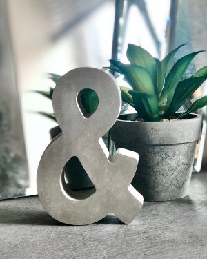 Ampersand '&' Symbol